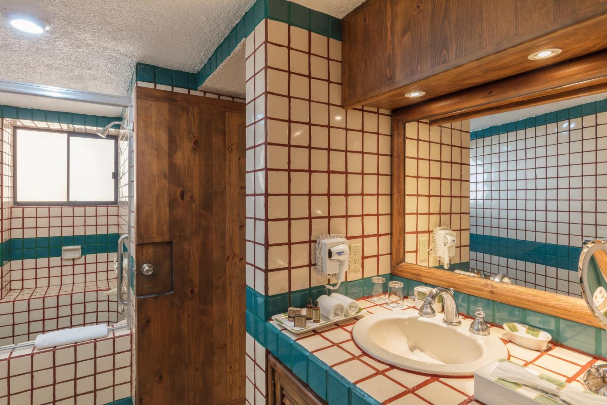 King Studio,1670706894:JPEG