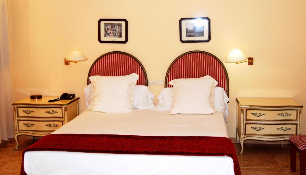 Triple Room,1589365677:JPEG