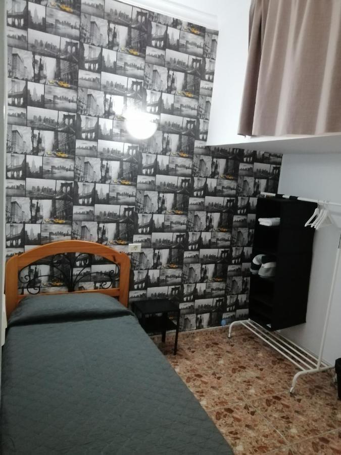 Single Room interior,1029661441:JPEG