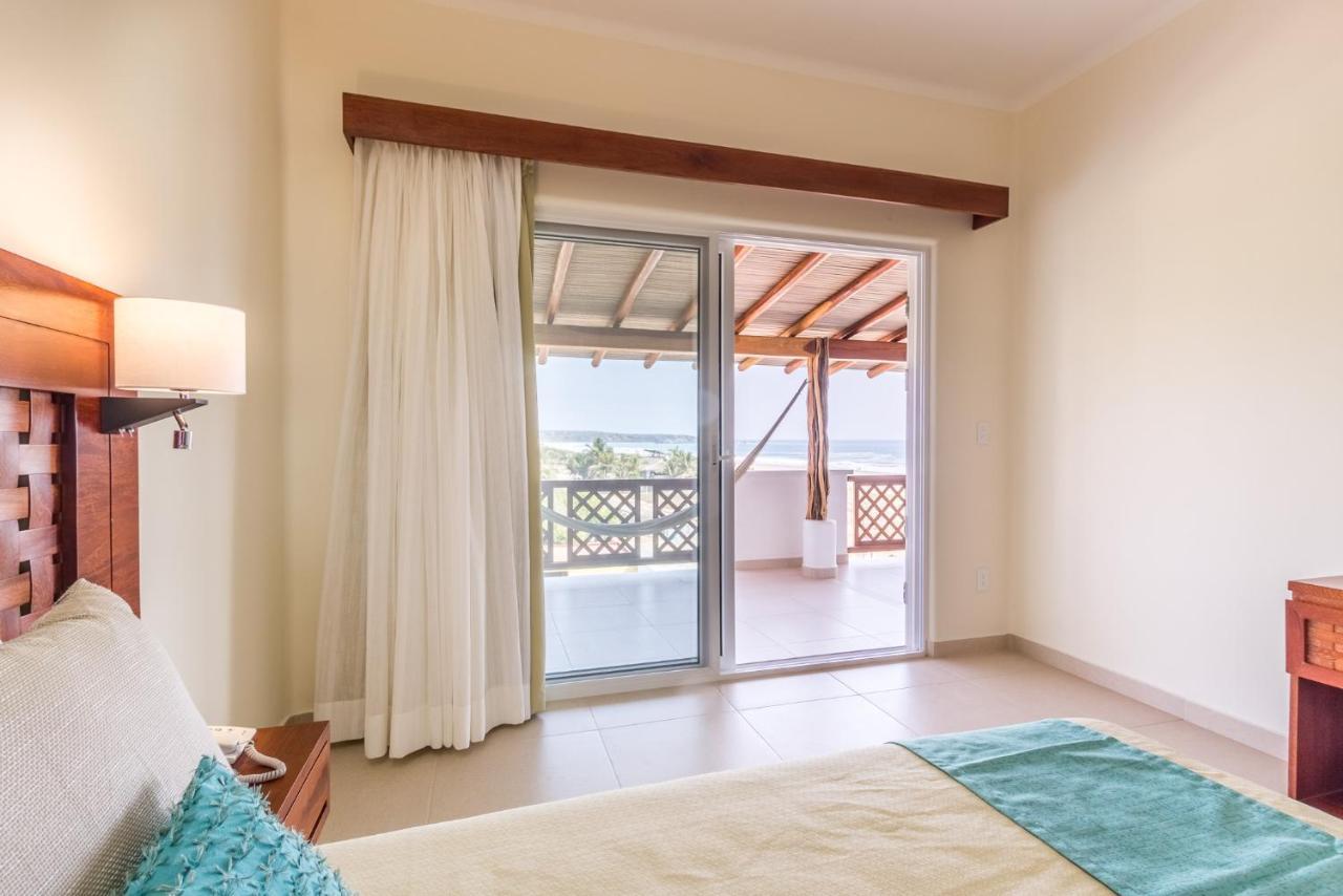 Apartment with Terrace,1074822730:JPEG