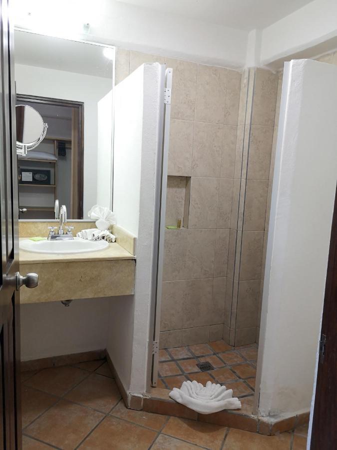 Double Room with Two Double Beds and Ocean View,1039327840:JPEG