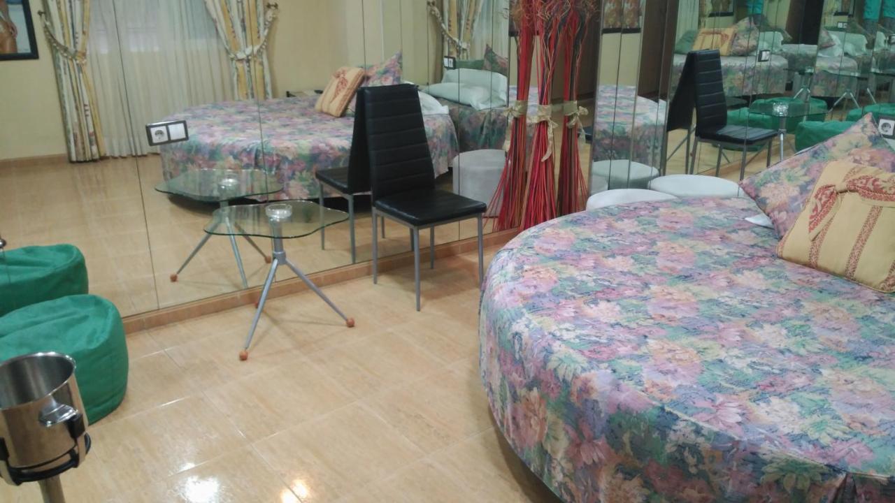 Standard Double Suite,1556705545:JPEG