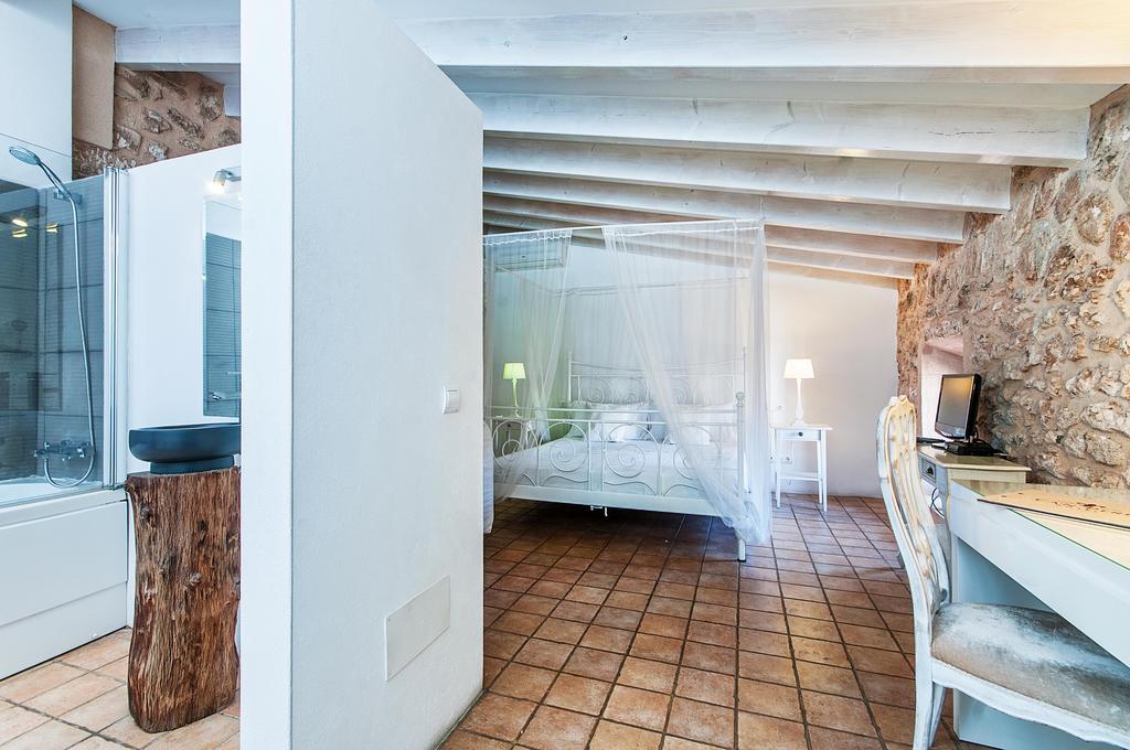 Double Room,109248762:JPEG