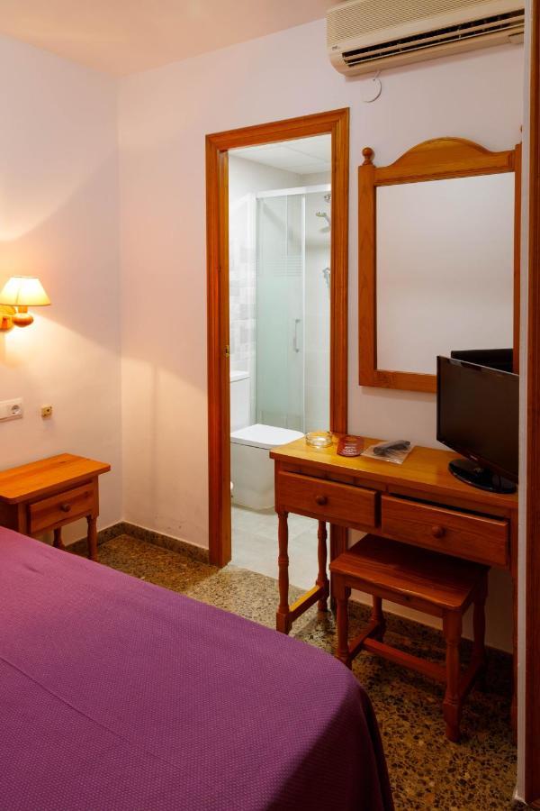 Budget Single Room
