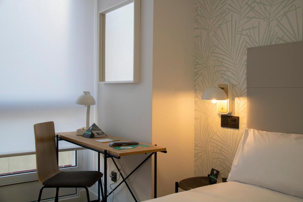 Standard Triple Room,1156679010:JPEG