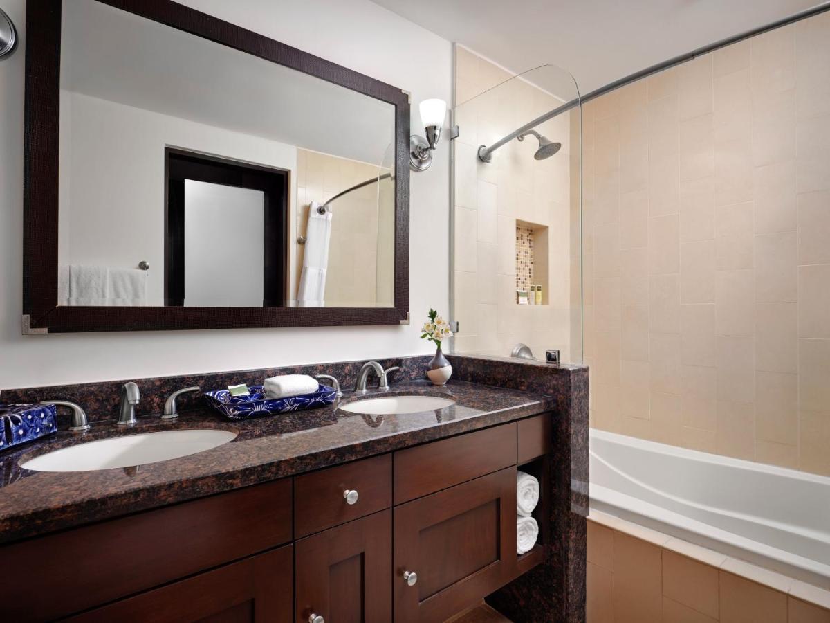 Suite con 1 dormitorio y vistas al mar