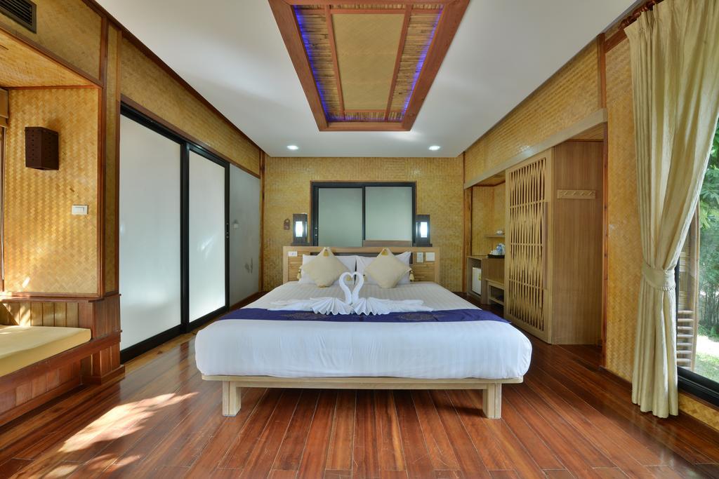 Cabaña Grand Deluxe con vistas parciales al mar