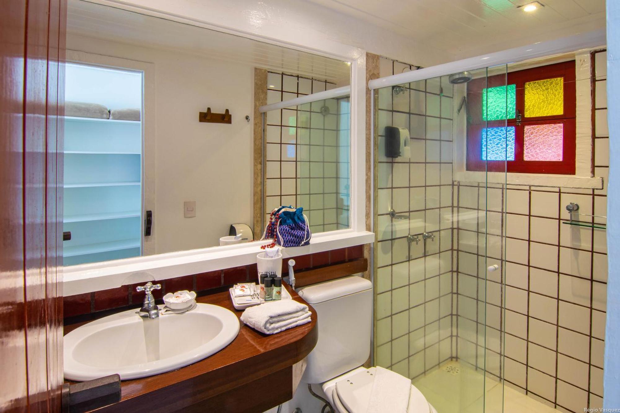 Habitación Doble Deluxe con vistas laterales al mar