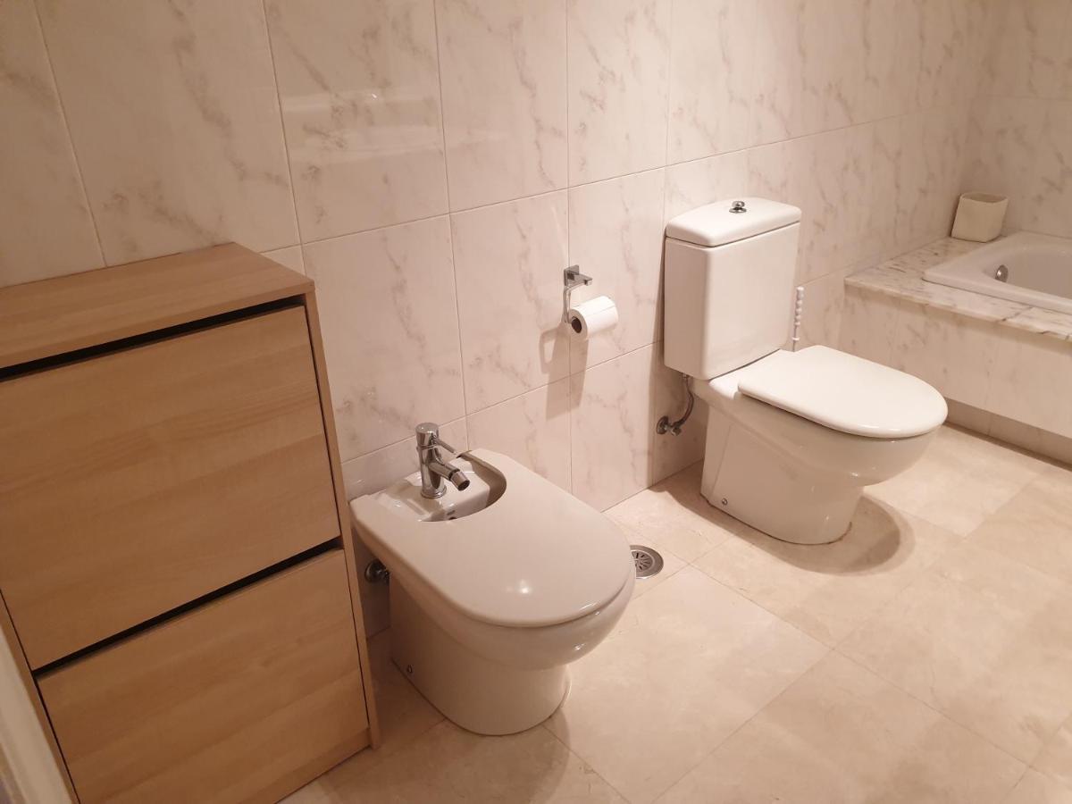 Three-Bedroom House,1248672049:JPEG