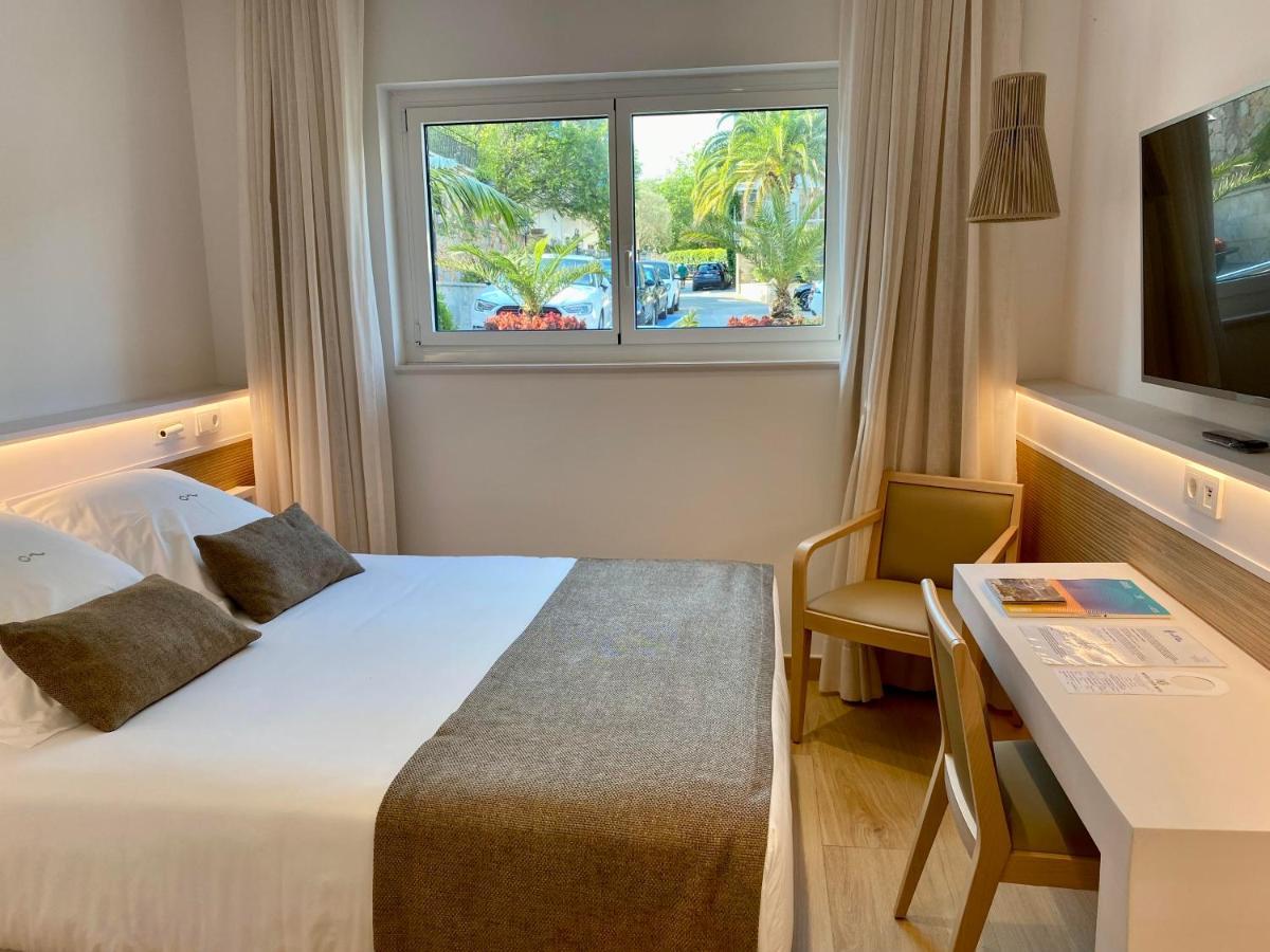Habitación Doble con vistas al jardín - Planta principal