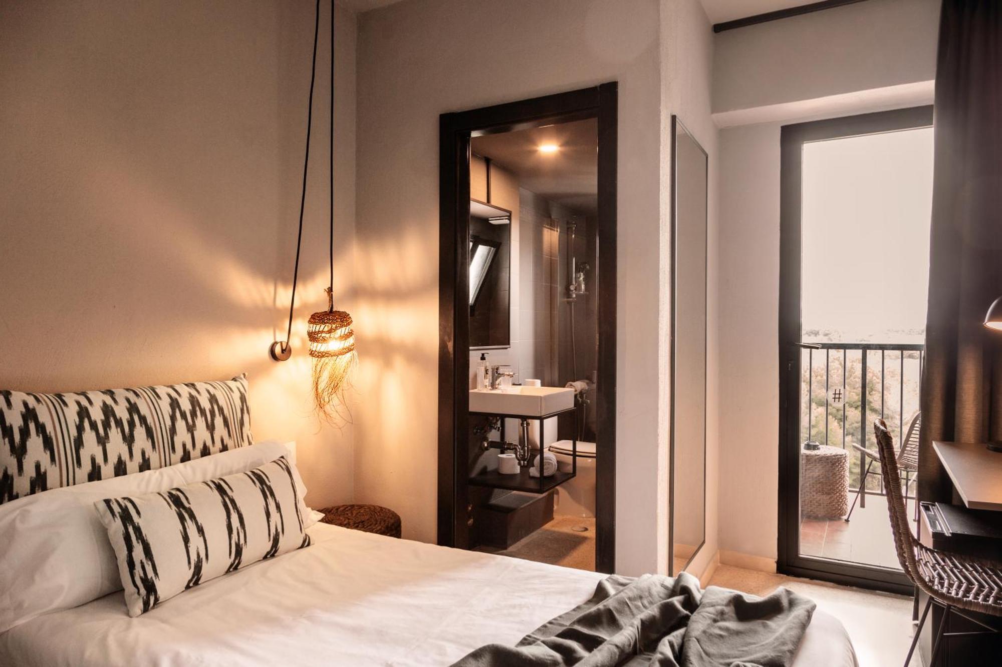 Single Caramelo Room,845890976:JPEG