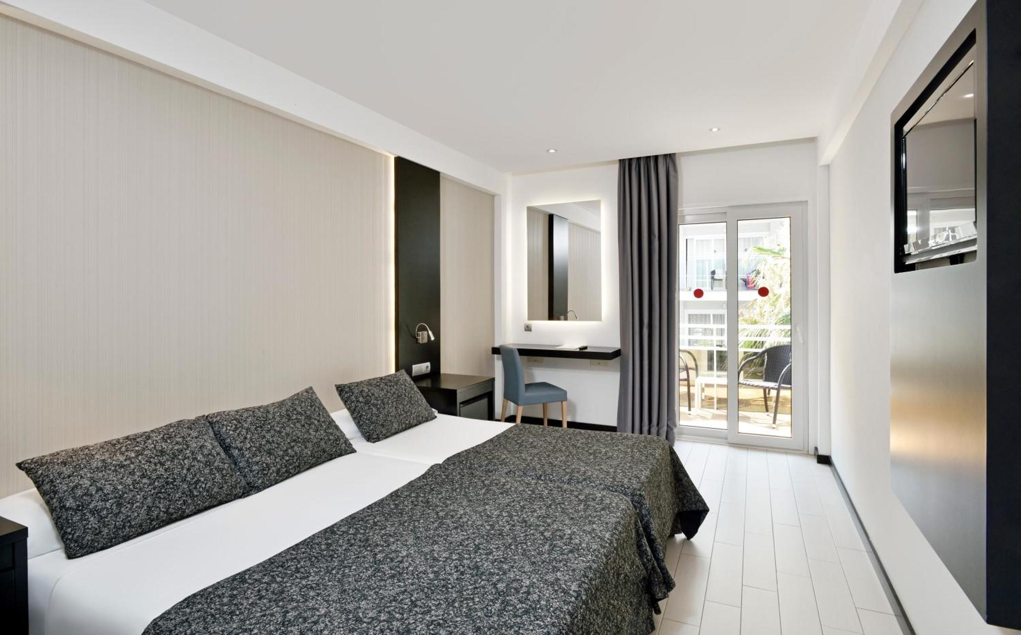 Triple Room,979521091:JPEG
