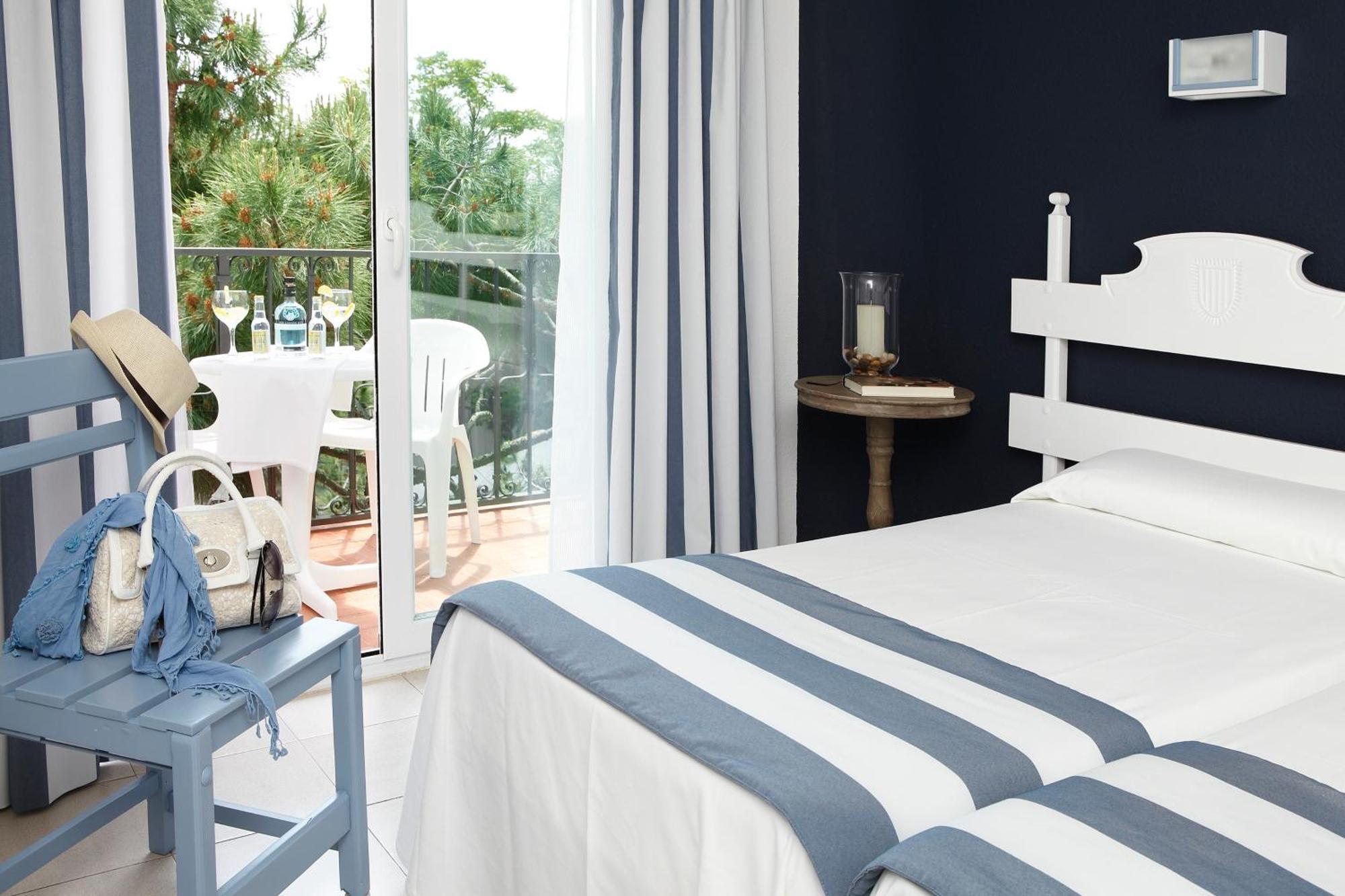 Twin Room with Balcony,1273069657:JPEG