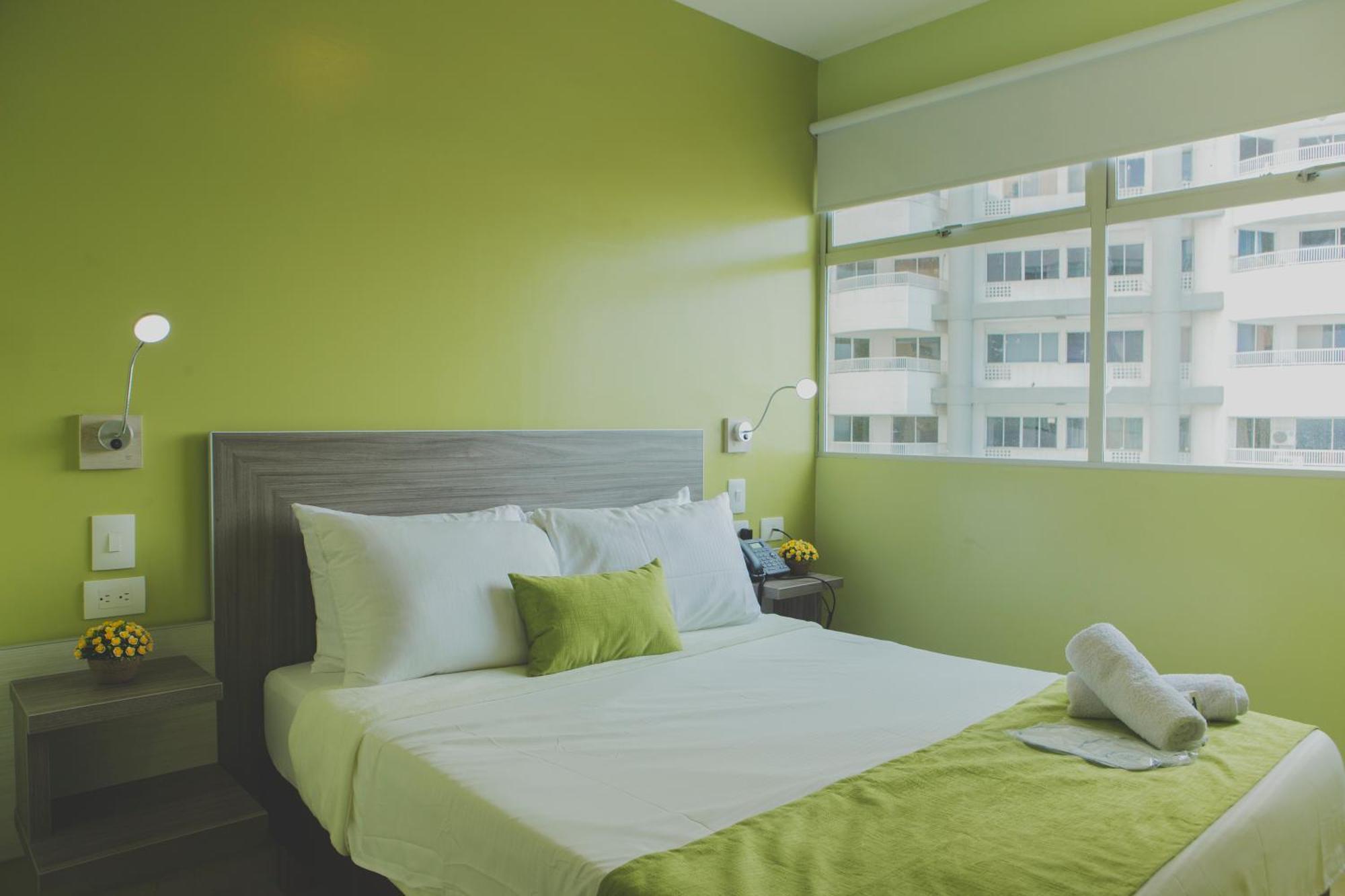 Double Room,978771907:JPEG