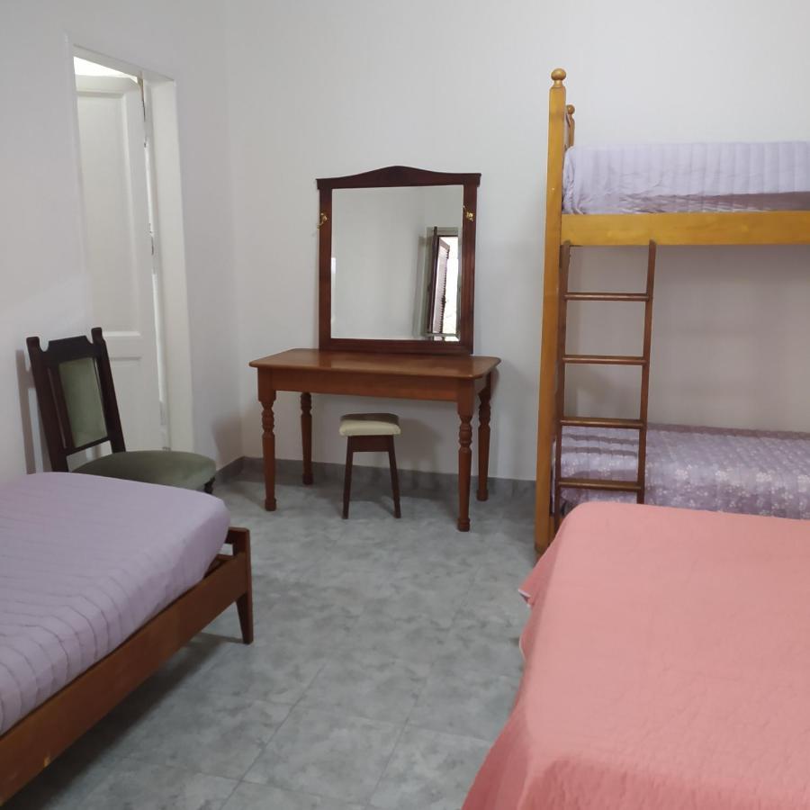 Habitación Familiar con baño privado