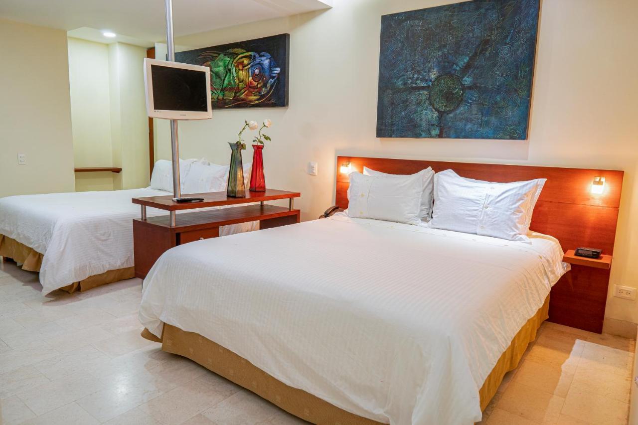 Double Room with Two Double Beds,1304619967:JPEG