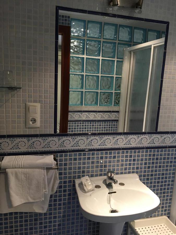Single Room,1307320969:JPEG