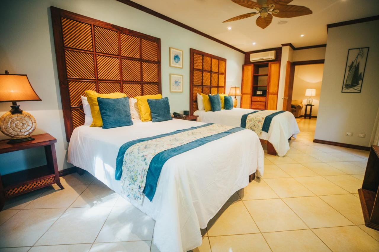 Ocean Front Suite Family,1334264399:JPEG
