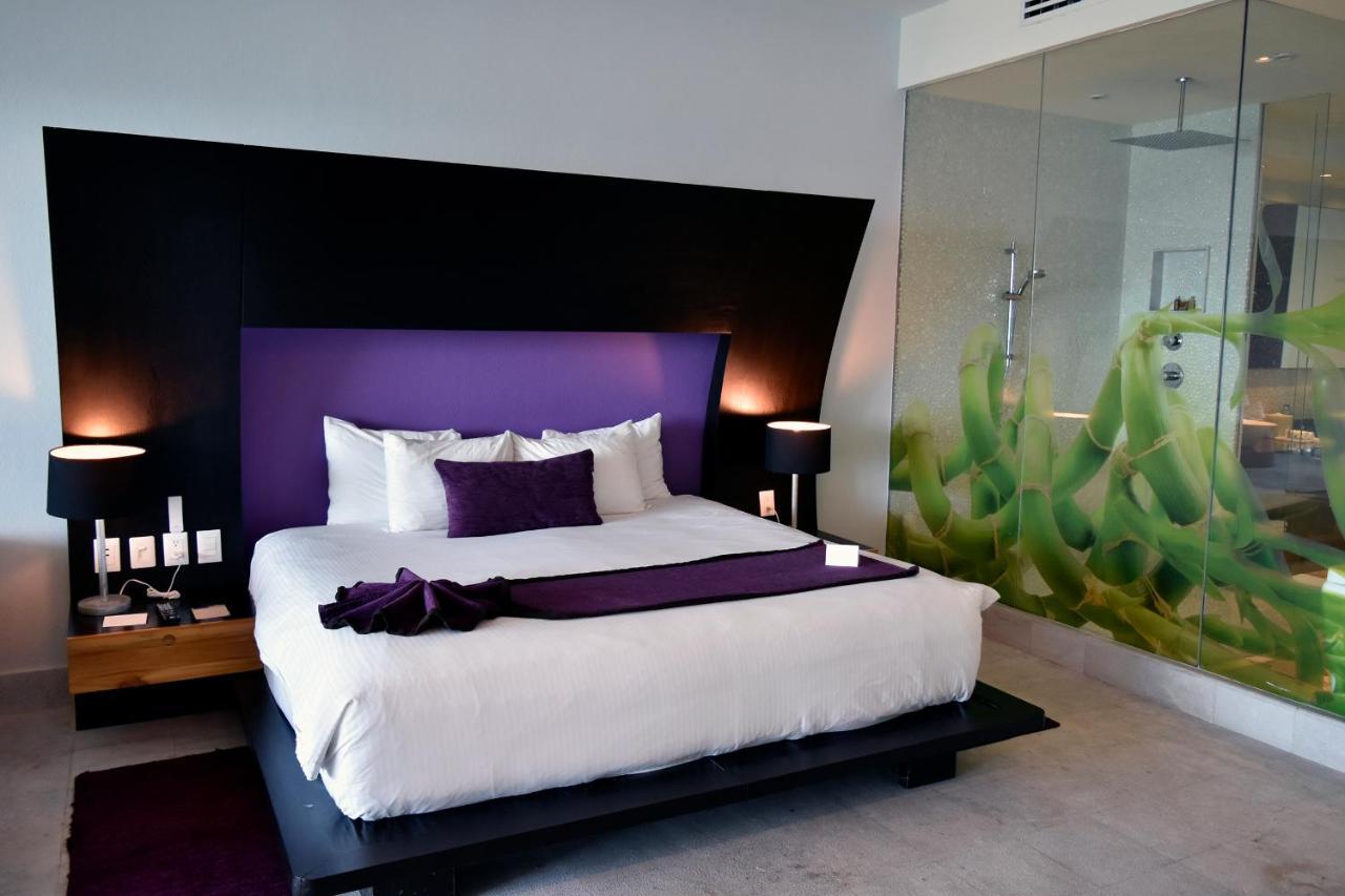 Honeymoon Suite,1358118209:JPEG