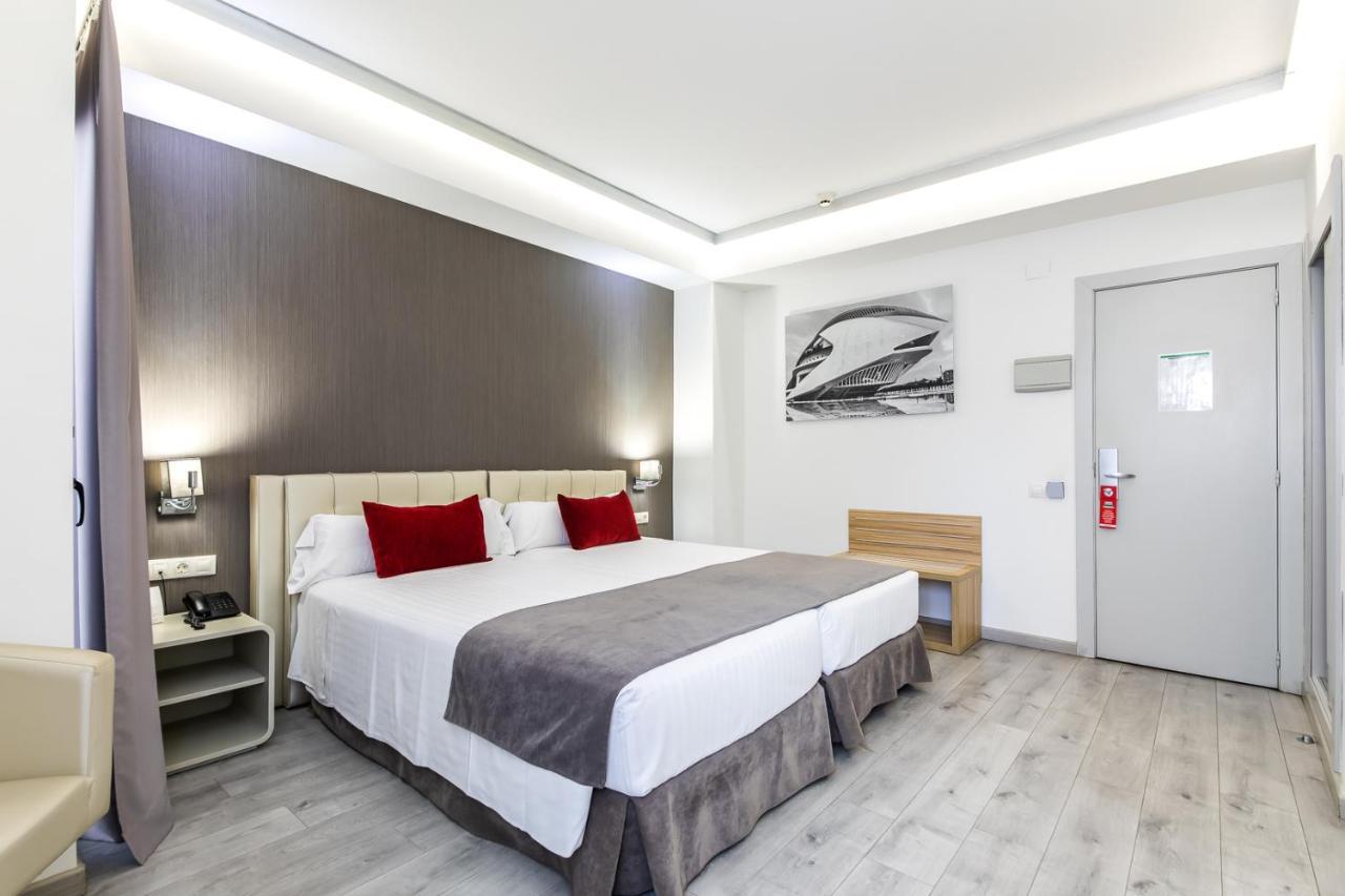 Double or Twin Room,1709876747:JPEG