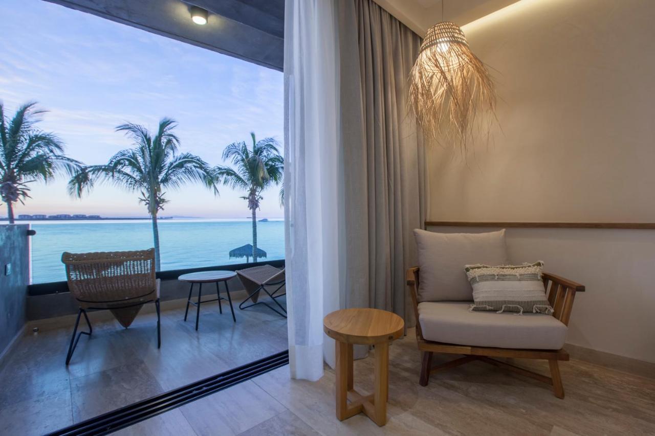 Superior Suite with Sea View,1414366979:JPEG