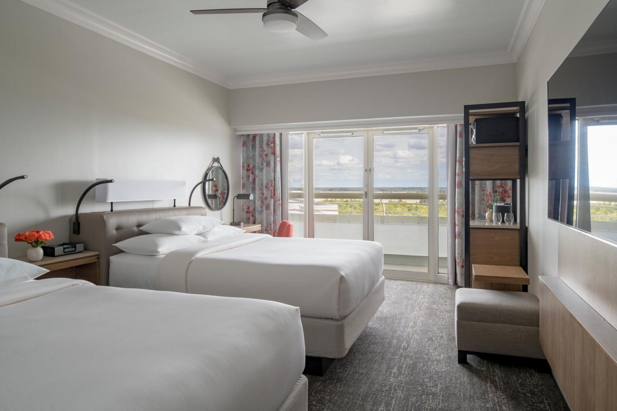 Queen Room with Two Queen Beds and Accessible Shower,1211647756:JPEG