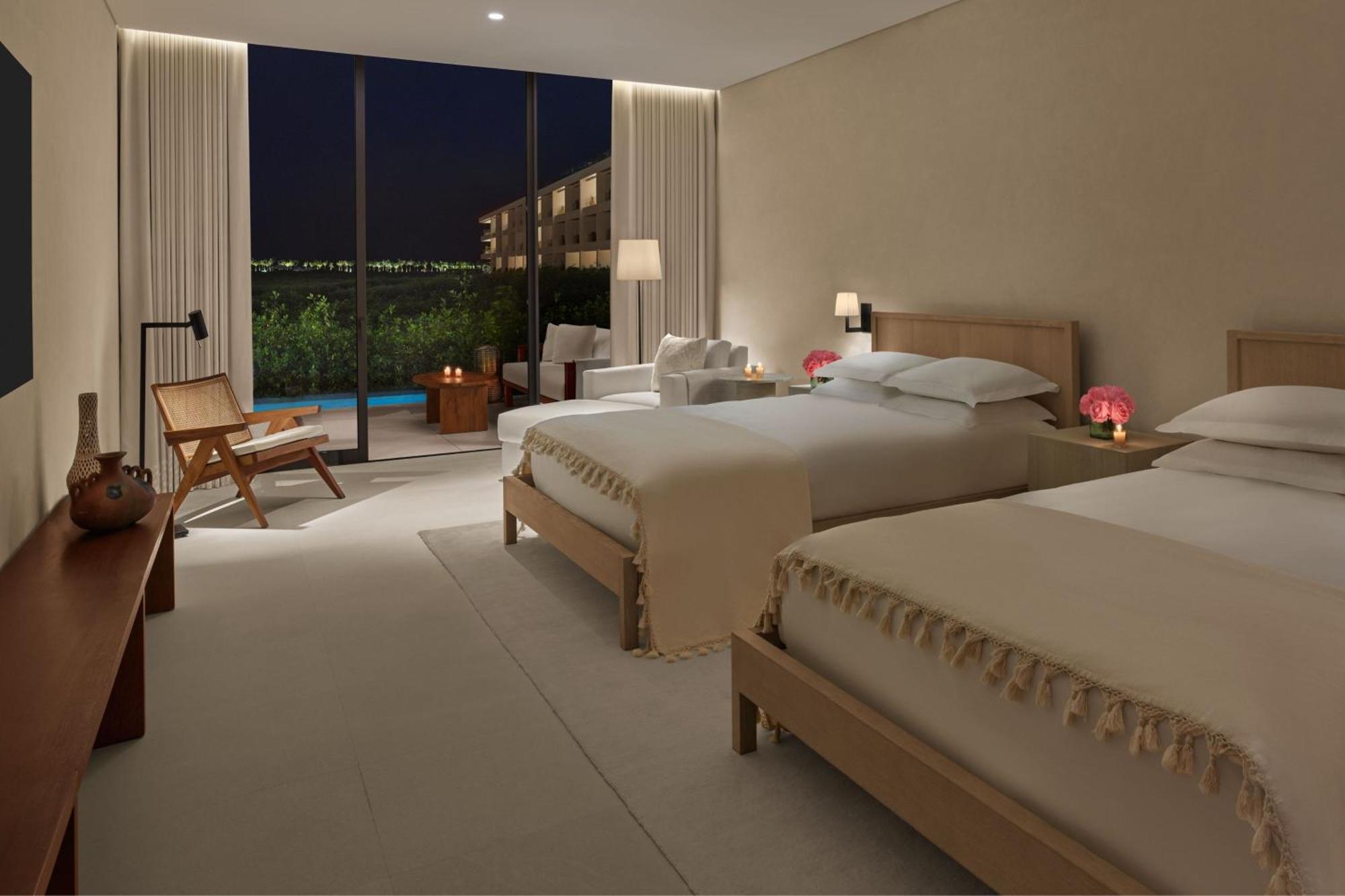 Premier Queen Room Two Queen Beds Ocean View Plunge Pool,1530804493:JPEG