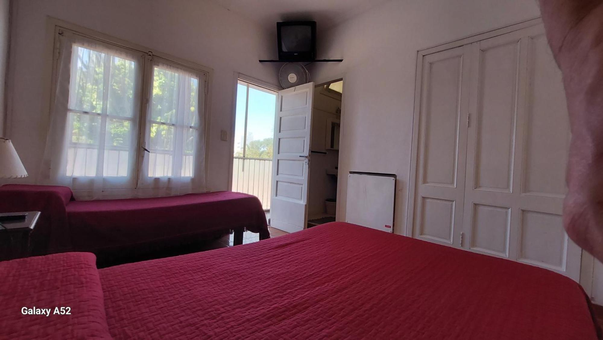 Triple Room,1539099517:JPEG