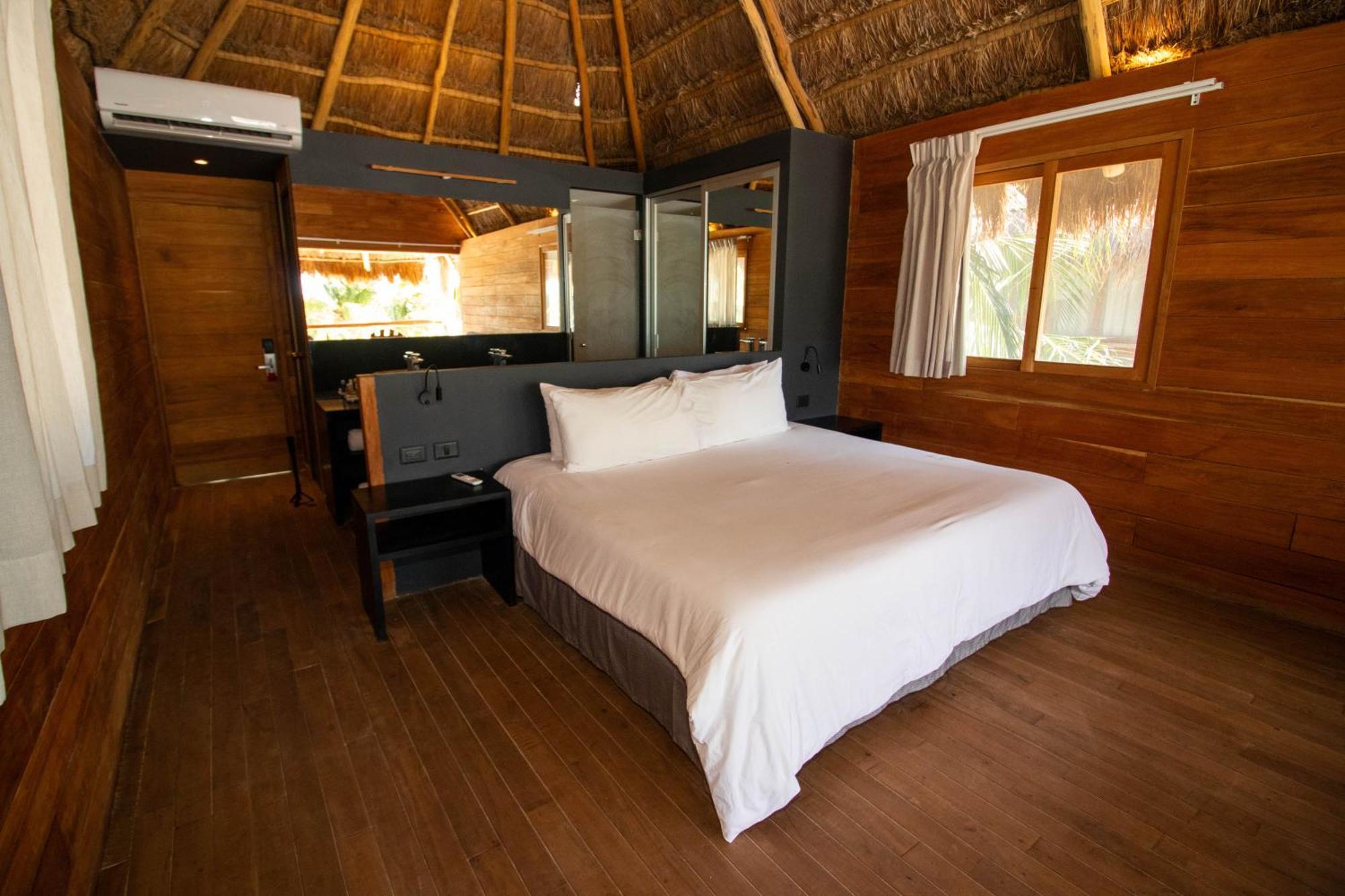 Bungalow with Sea View,1547880235:JPEG