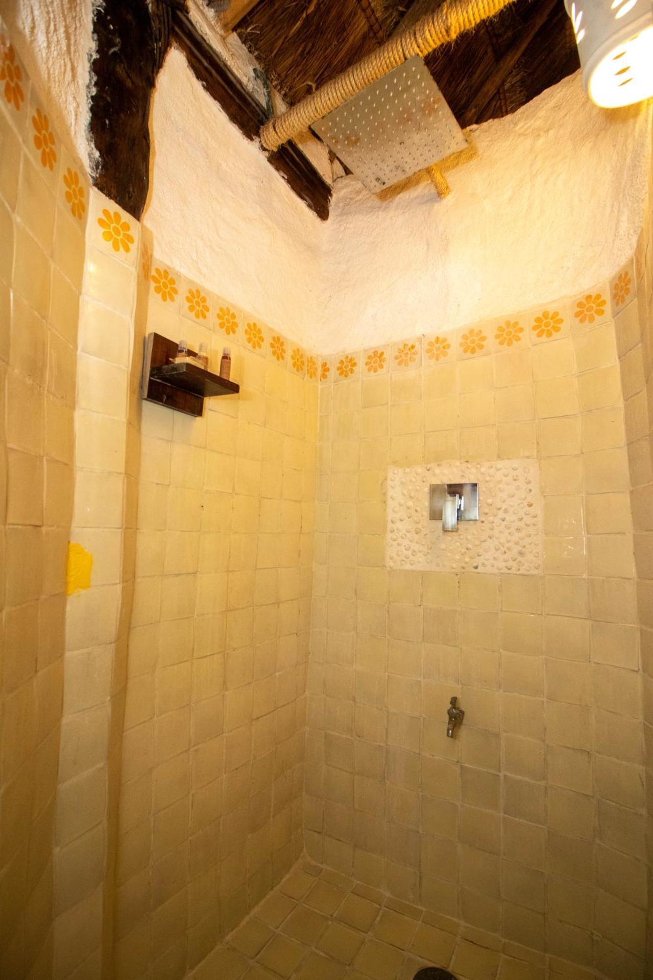 Bungalow with Partial Ocean view,1547882431:JPEG