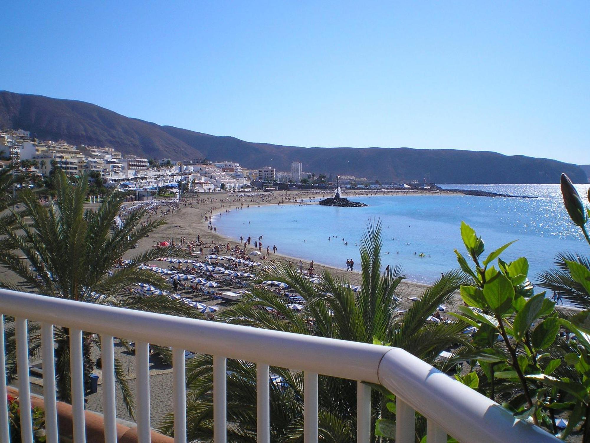 Apartamento de 3 dormitorios con vistas al mar