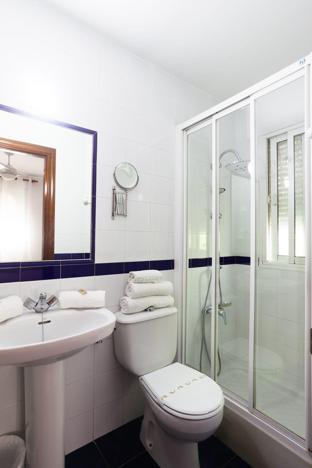 Double or Twin Room,1584394842:JPEG