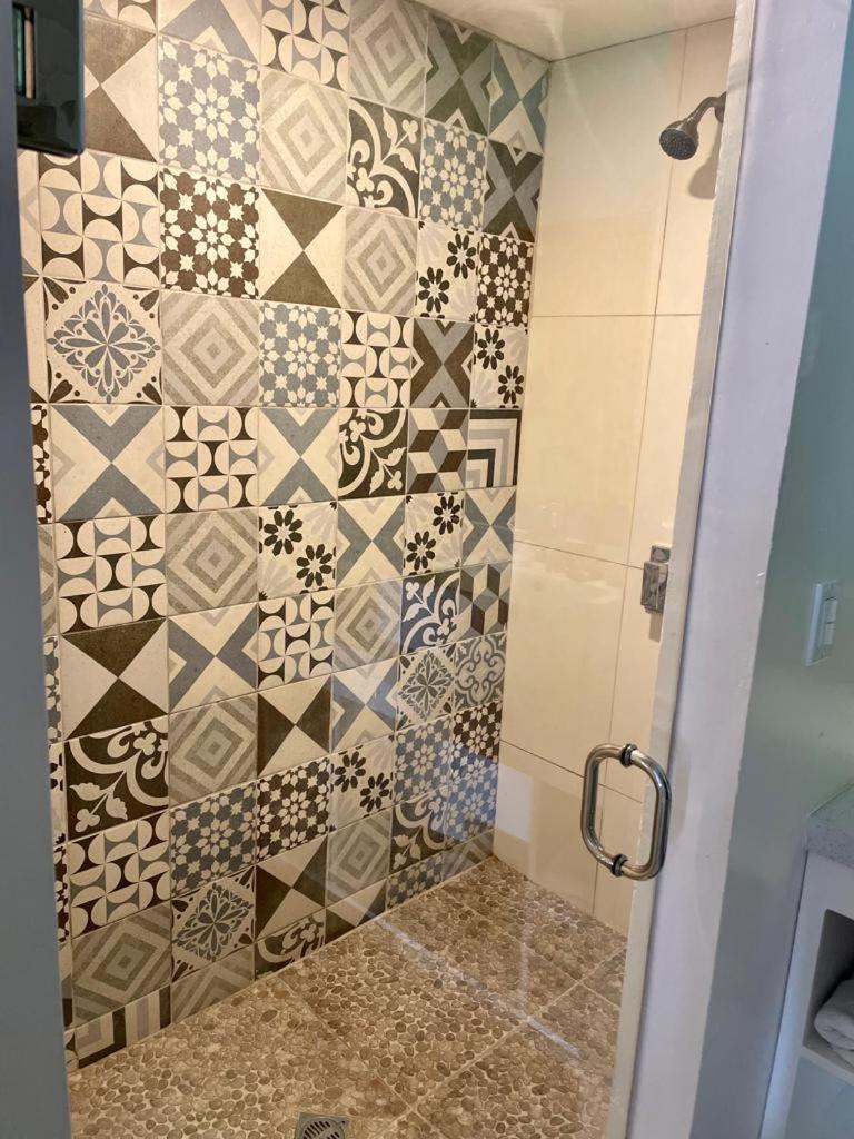 Single Room,1584529200:JPEG
