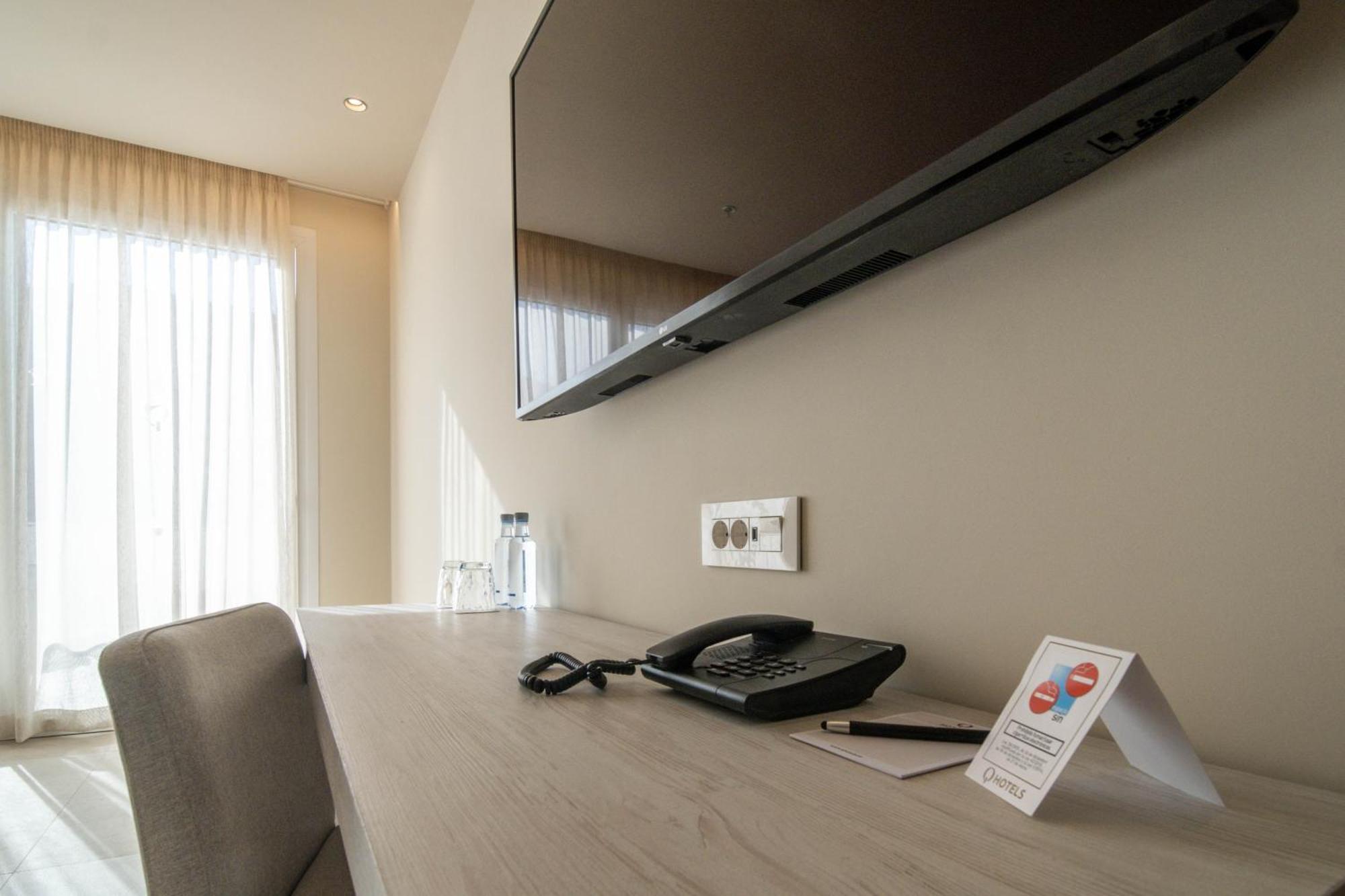 Habitación Superior con acceso directo a la piscina (solo adultos +18)