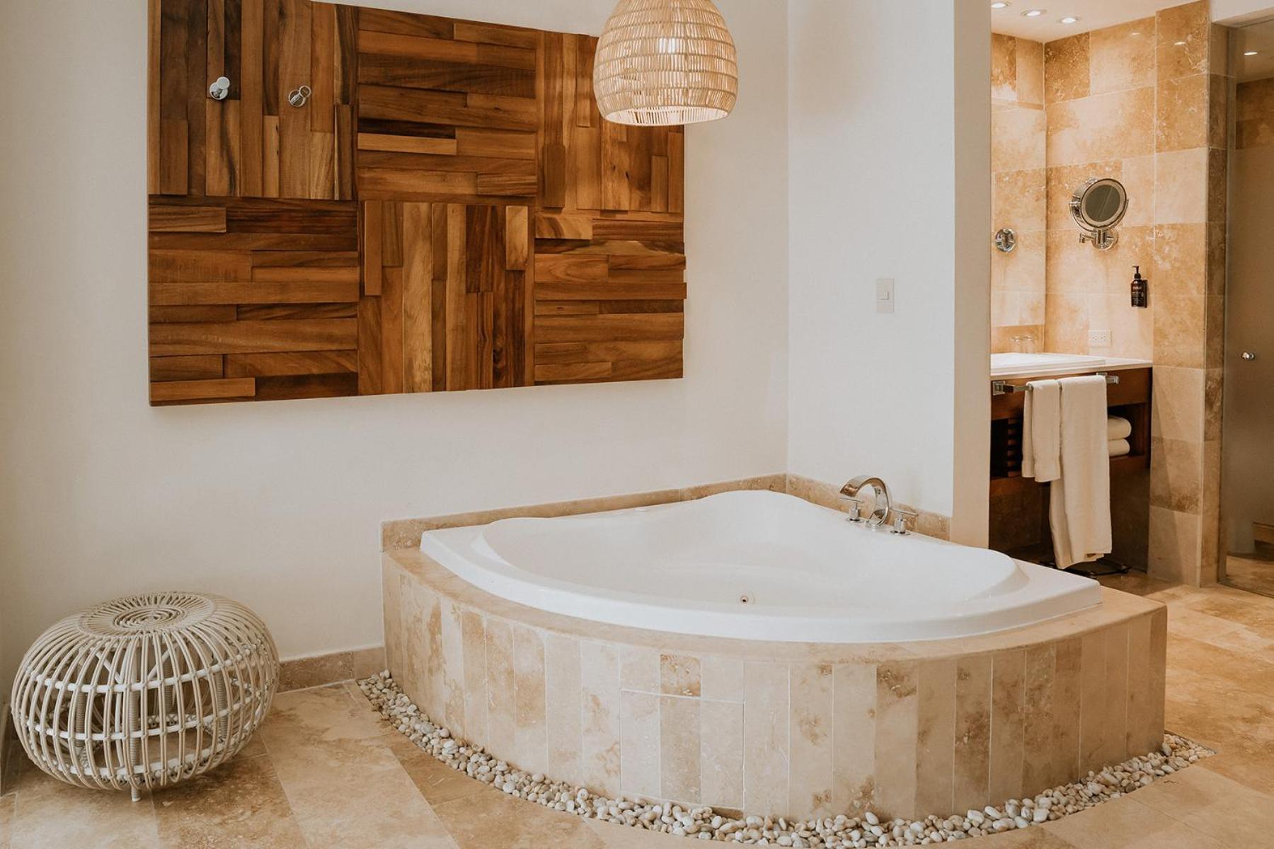 Luxurious Grand Master Suite