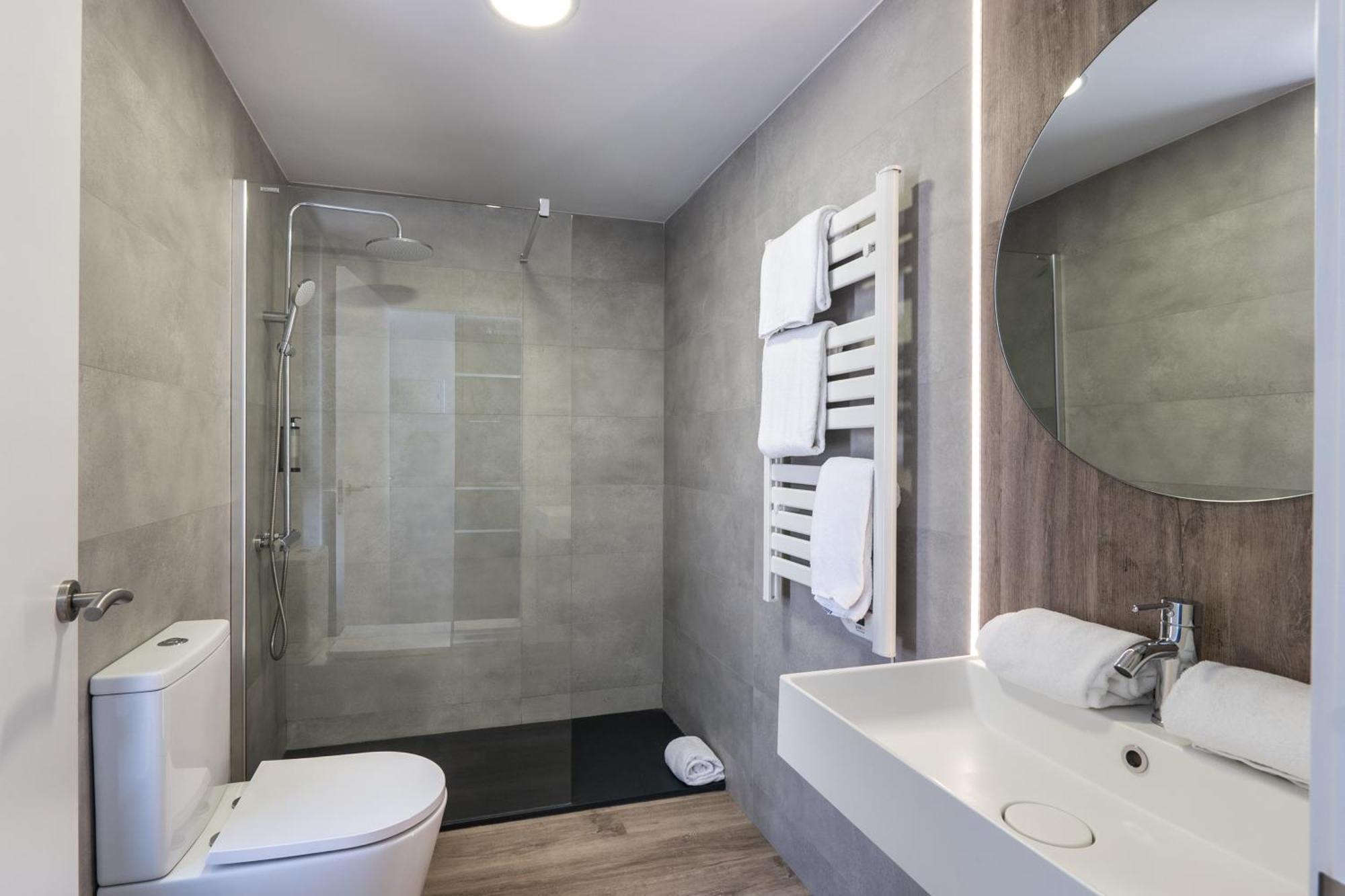 One-Bedroom Superior Apartment up to 10 years old,1616418754:JPEG