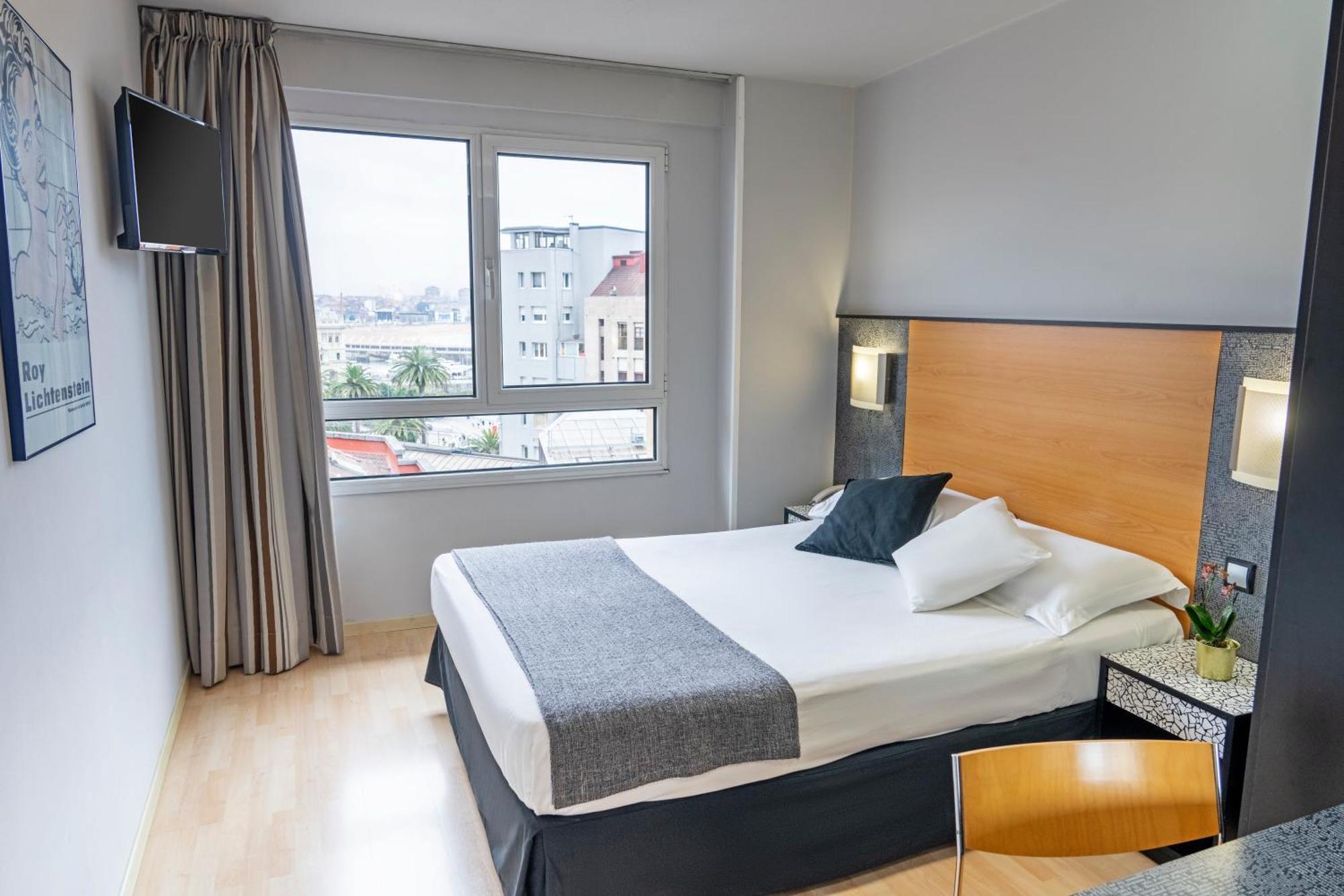 1 double bed,1624313172:JPEG