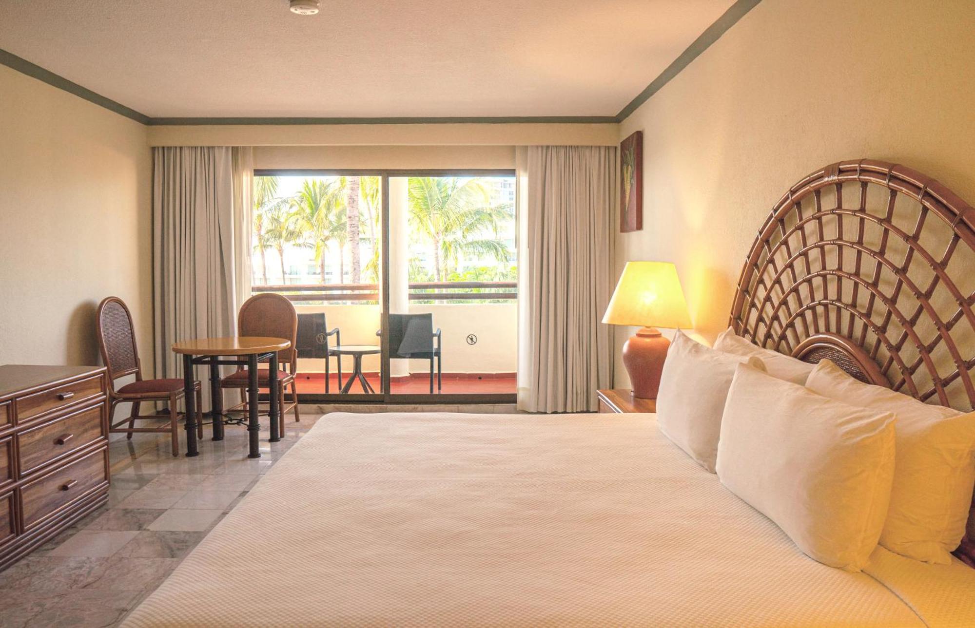 King Room with Balcony,1644411760:JPEG