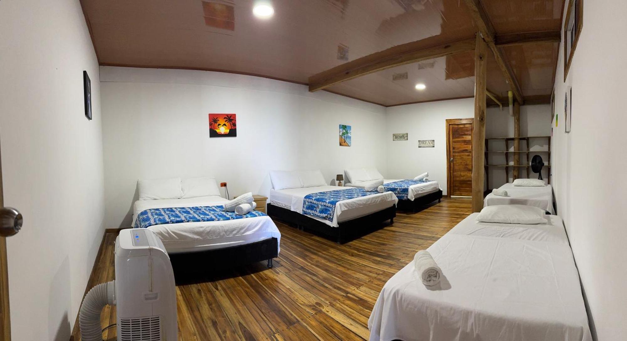 Family Room,1651847813:JPEG