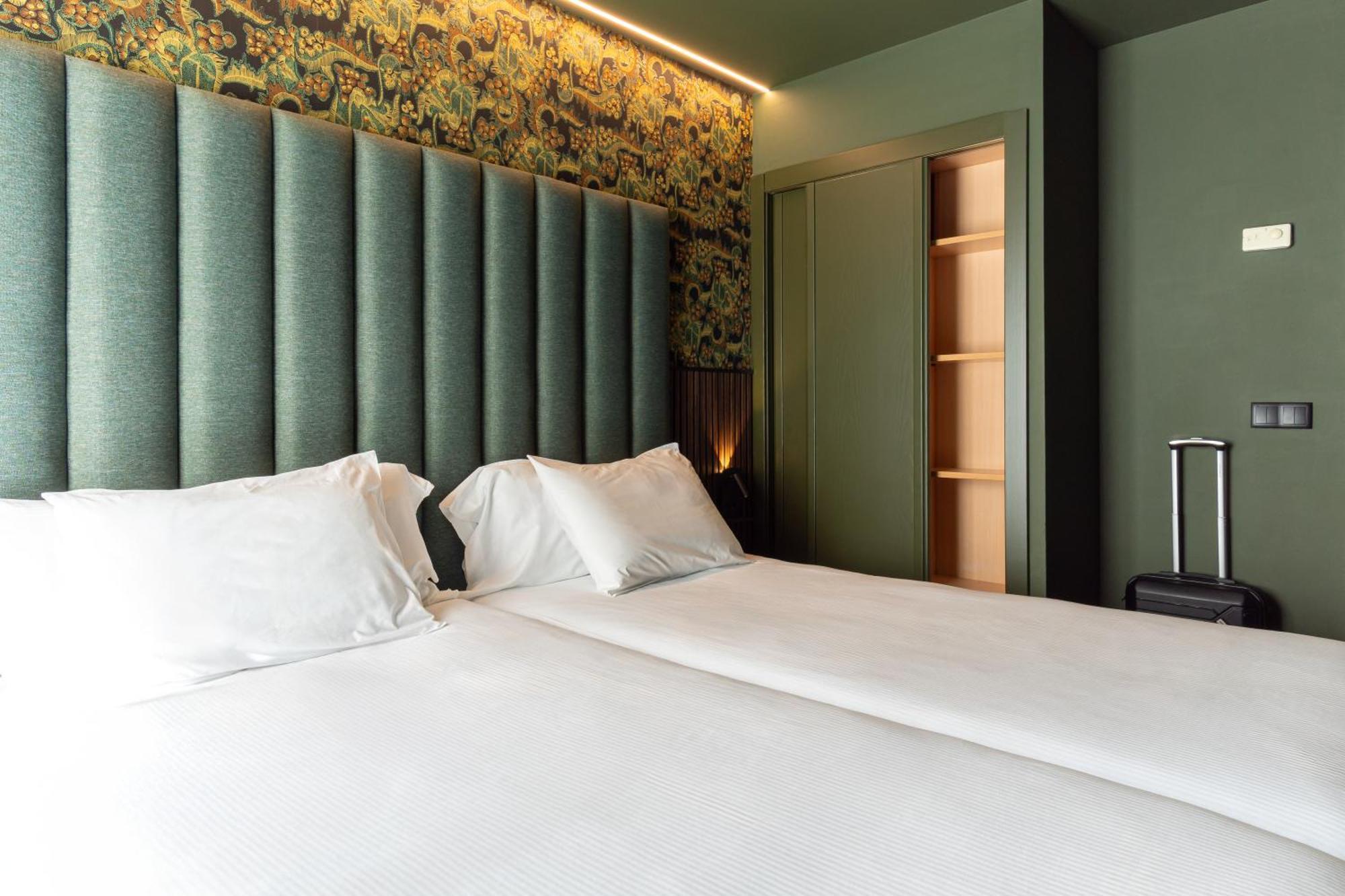 Double or Twin Room,1742581537:JPEG