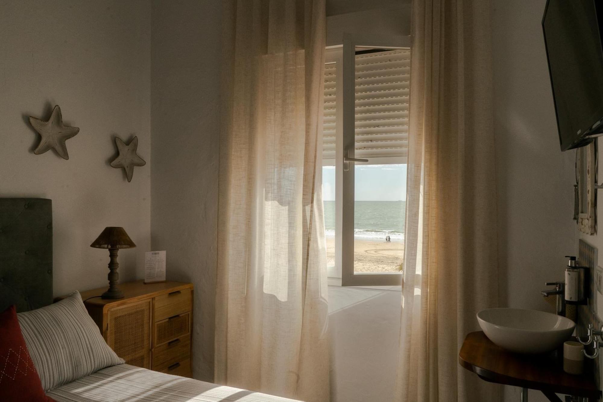 Double or Twin Room Sea View,1705567500:JPEG