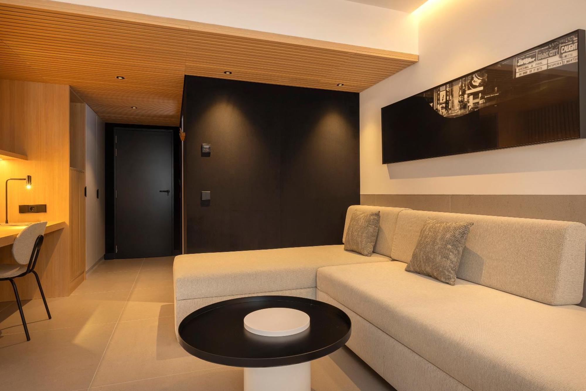 Habitación doble con salón