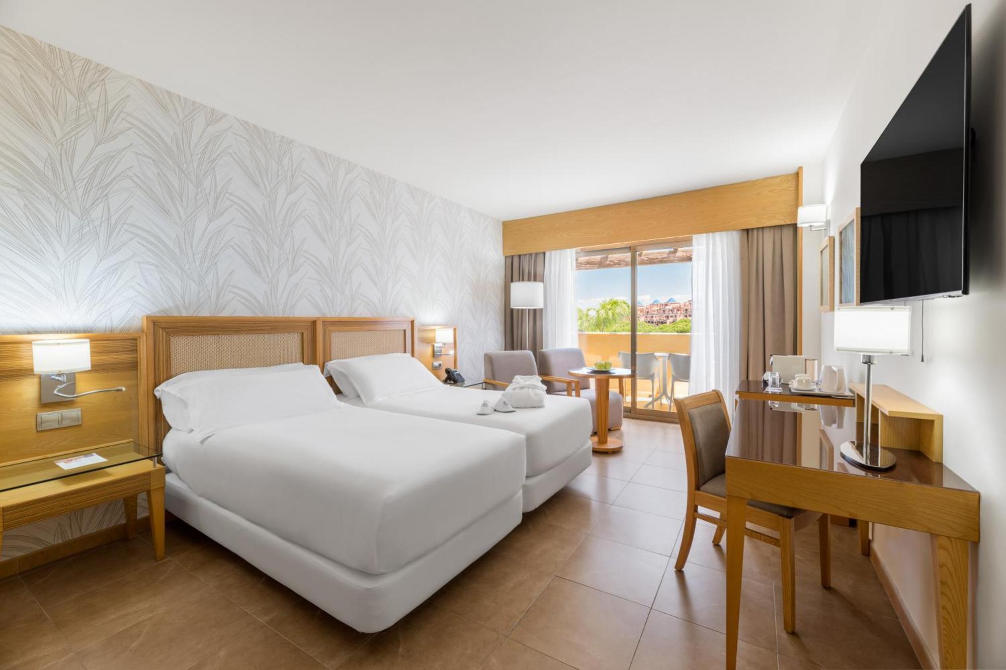 Deluxe Double Room,1683805753:JPEG