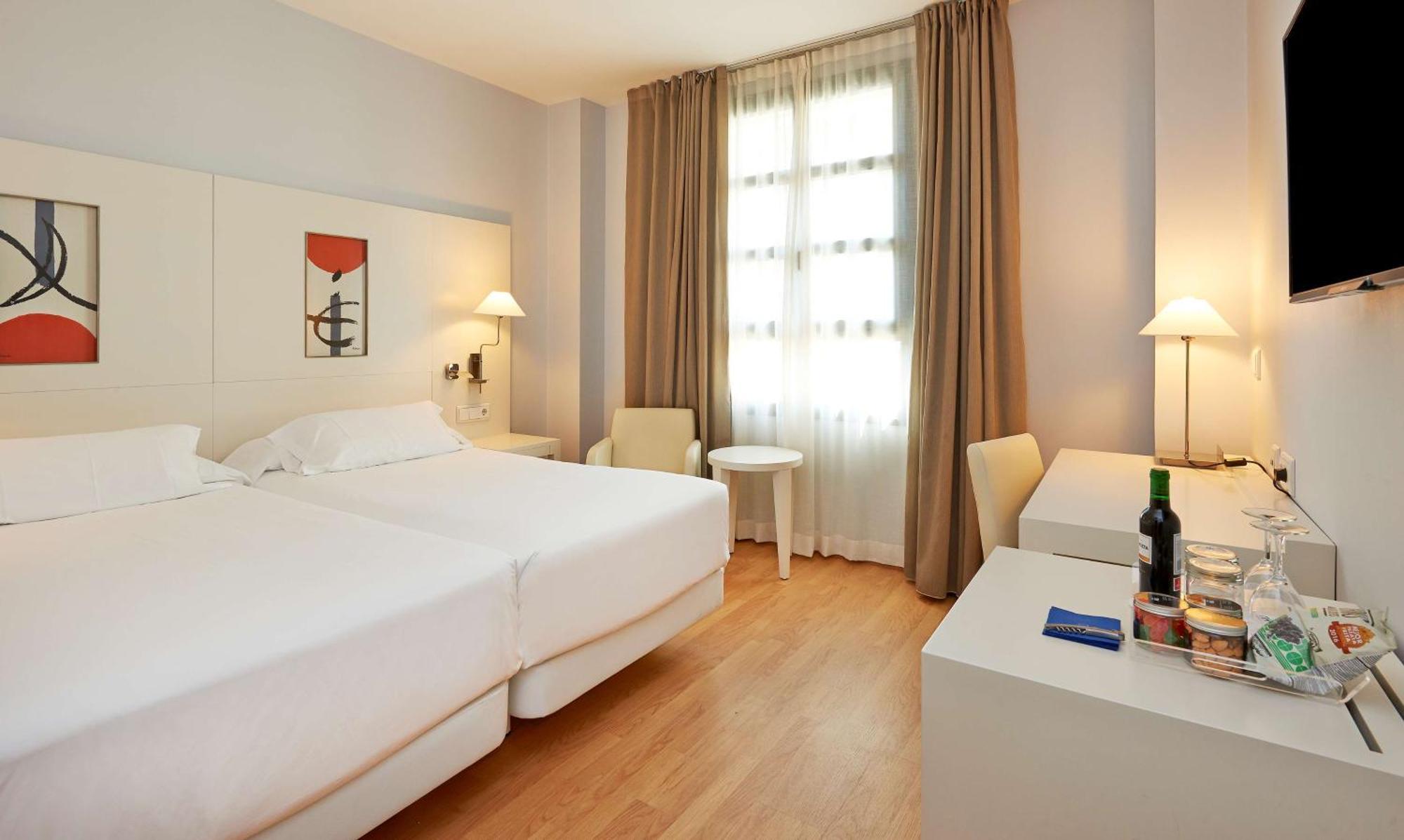 Standard Double or Twin Room,1689821338:JPEG