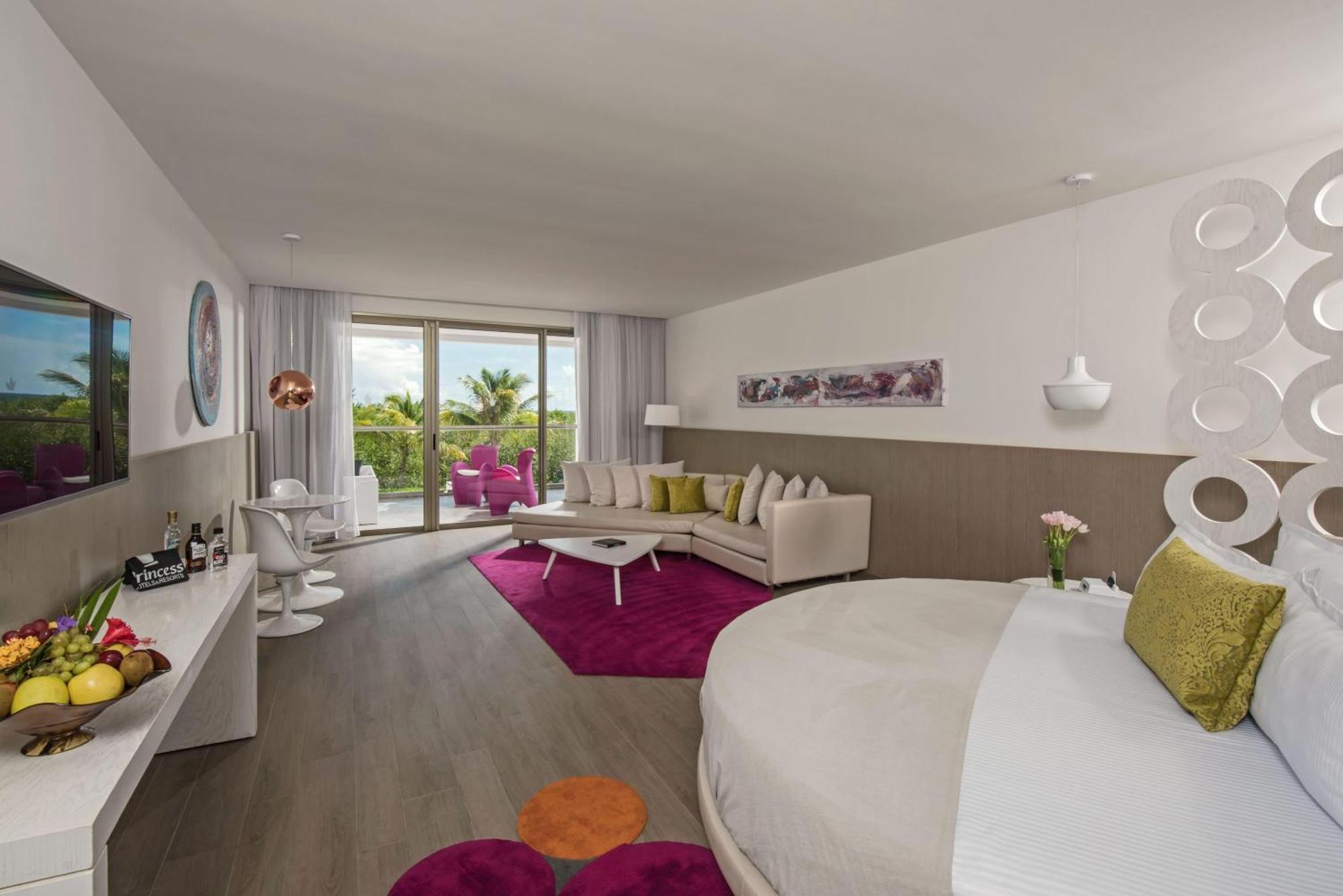 Honeymoon Suite Adults over 18 years old only,1698056811:JPEG