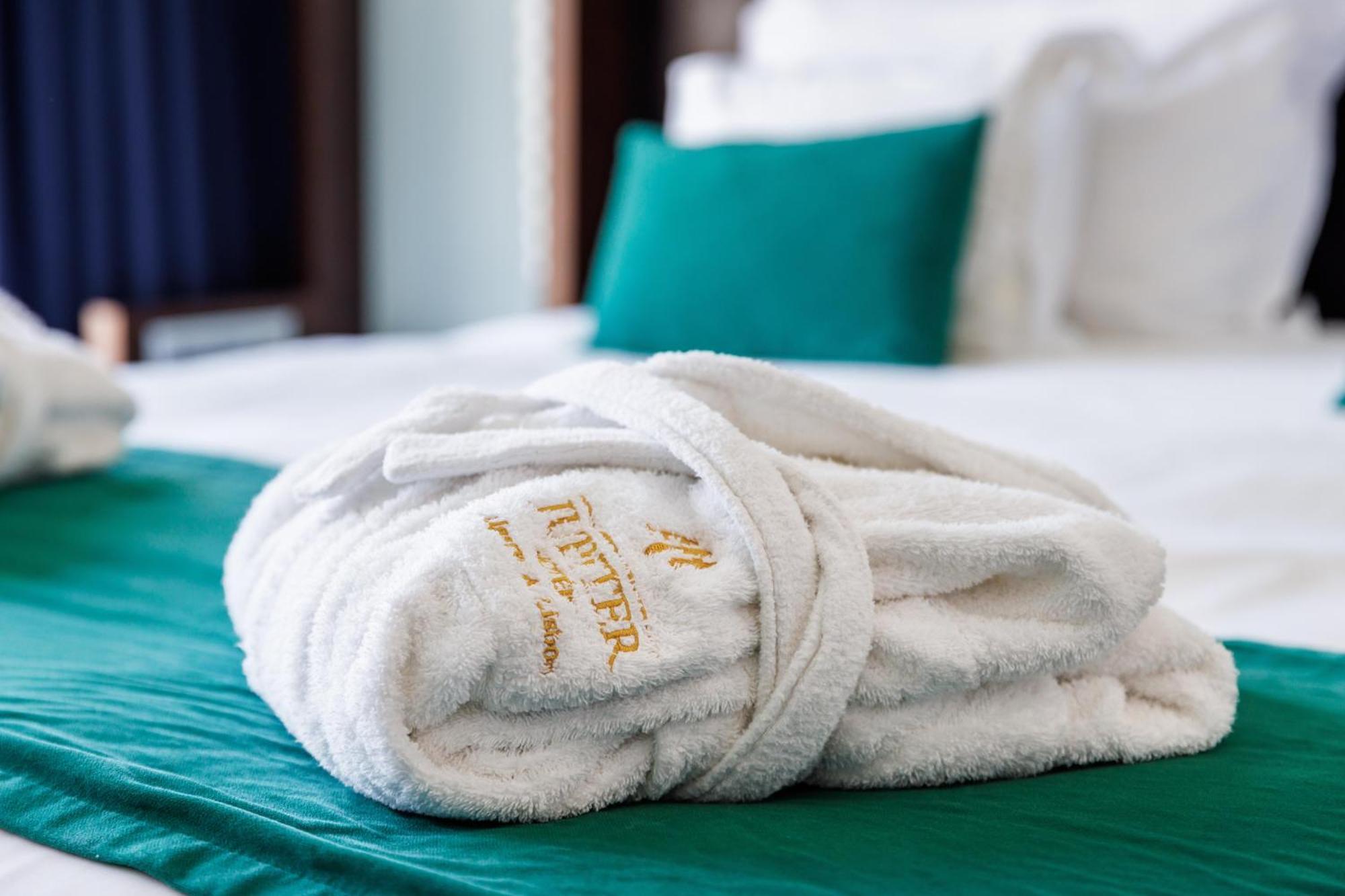 Premium Room with Front Sea View,1698854767:JPEG