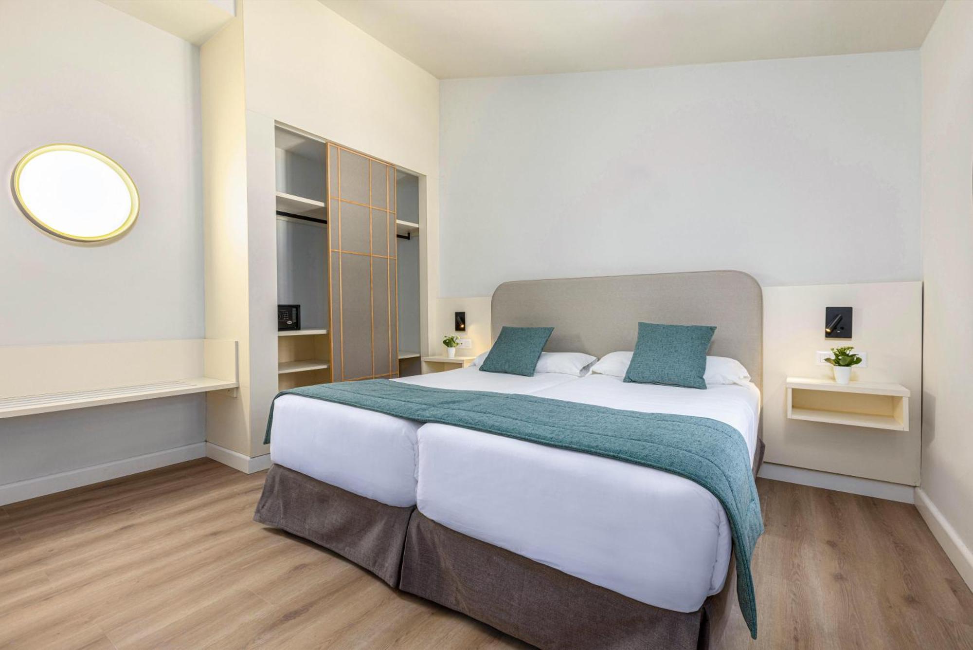 Bungalow Familiar de 1 dormitorio con vistas a la piscina (3 adultos)