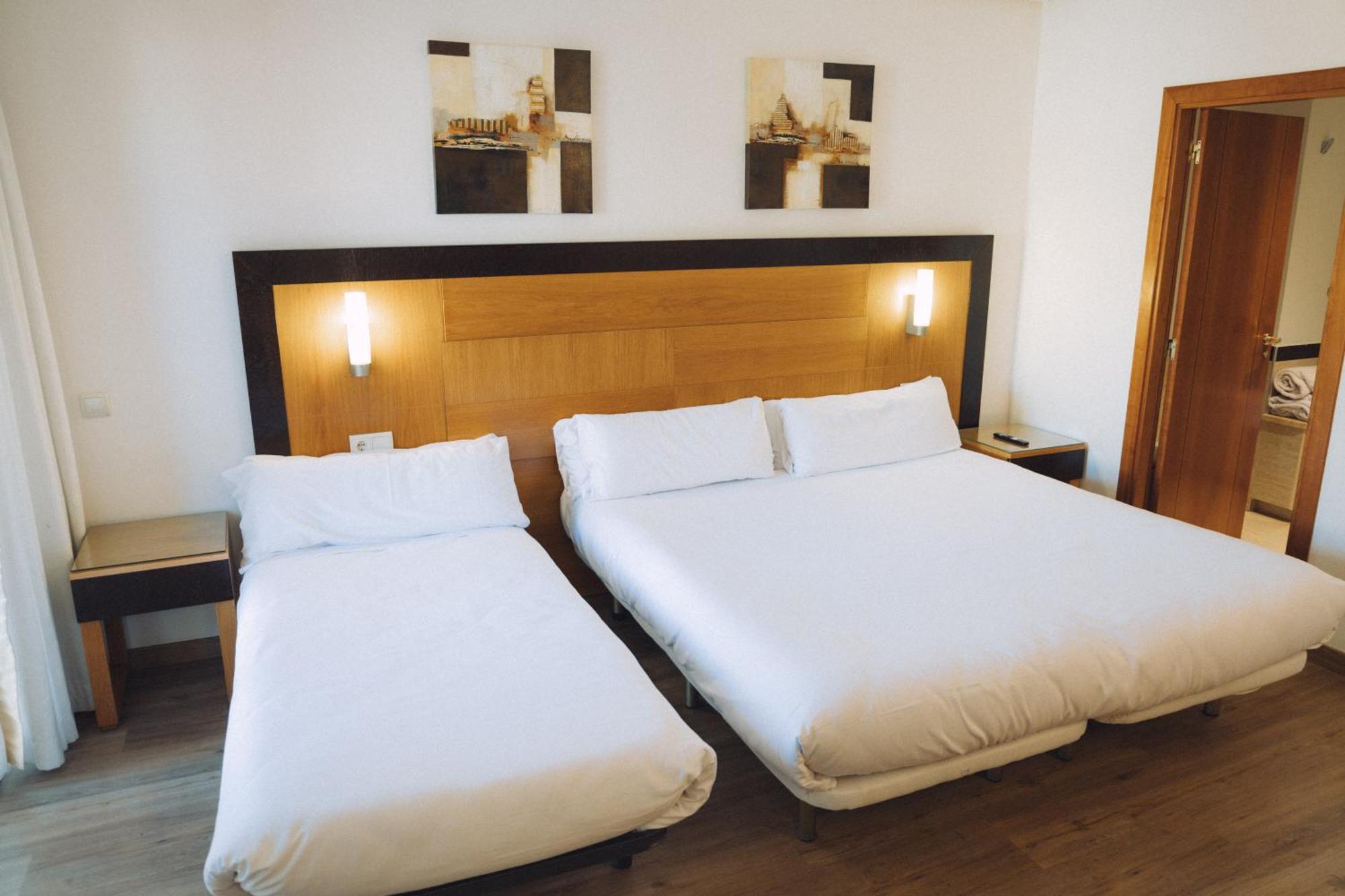 Triple Room,1758526220:JPEG