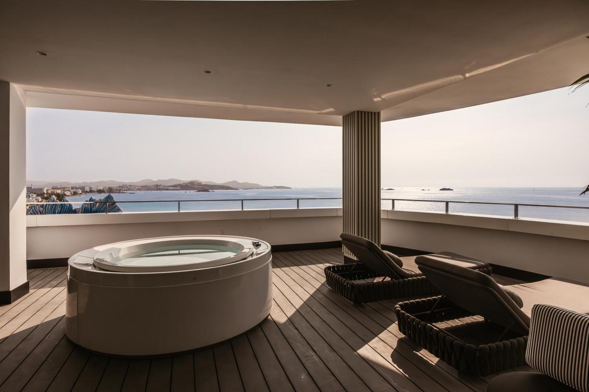 Suite - Estoy en la cima del mundo - Entrada al Club Ushuaia incluida