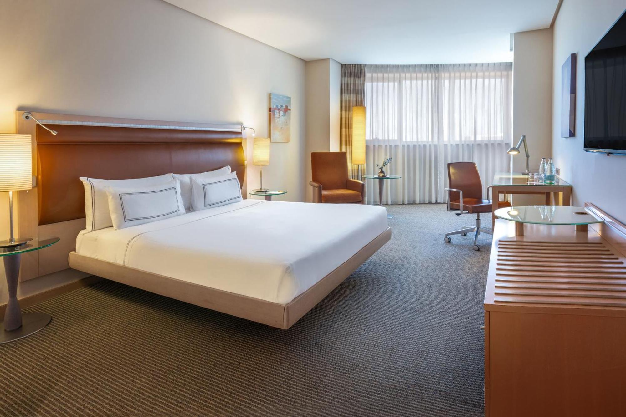 Melia Room King Bed,1770489400:JPEG